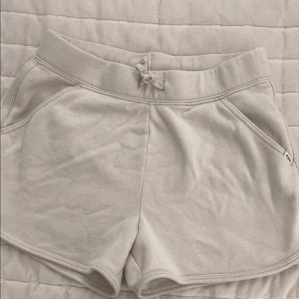 Abercrombie Kids Cream Shorts 15/16, like new